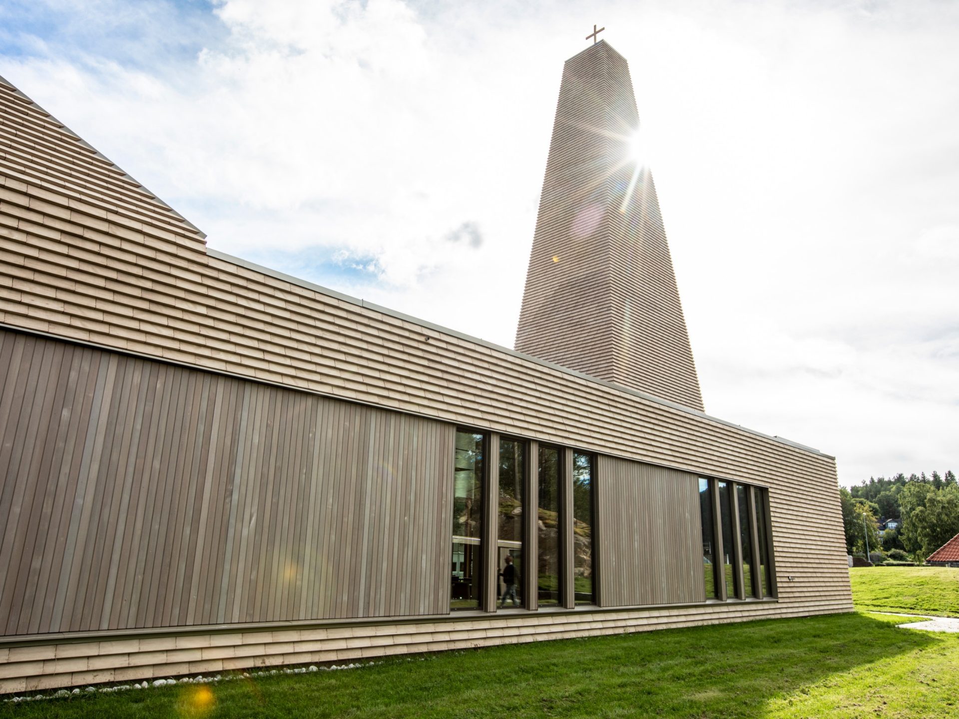 Facade cladding: URBAN Frederiksberg | Vennesla Kirke, Norway